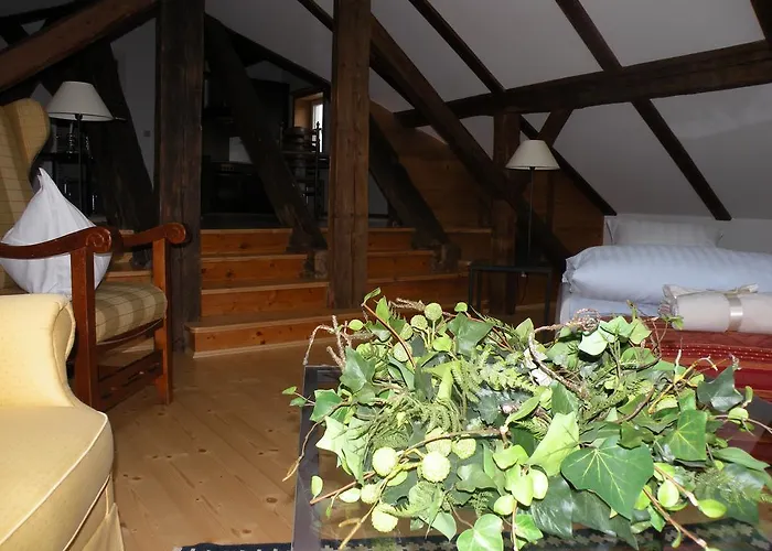 Alte Posthalterei 3*